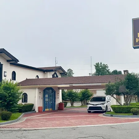 Budget Host Inn- Medical Center